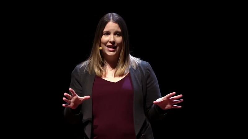 Does Your Kid Have The Attention Span Of A Goldfish?  : Emma Louise Louth : Tedxfrederiksberg