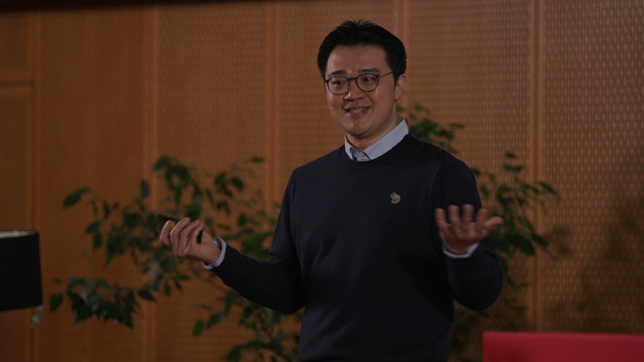image 0 How To Be A Smart Contrarian. : Chengwei Lui : Tedxesmtberlin