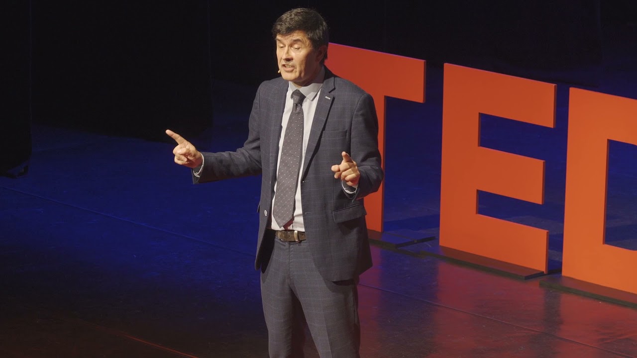How To Present Naked! : Anthony Garvey : Tedxtralee : Anthony Garvey : Tedxtralee
