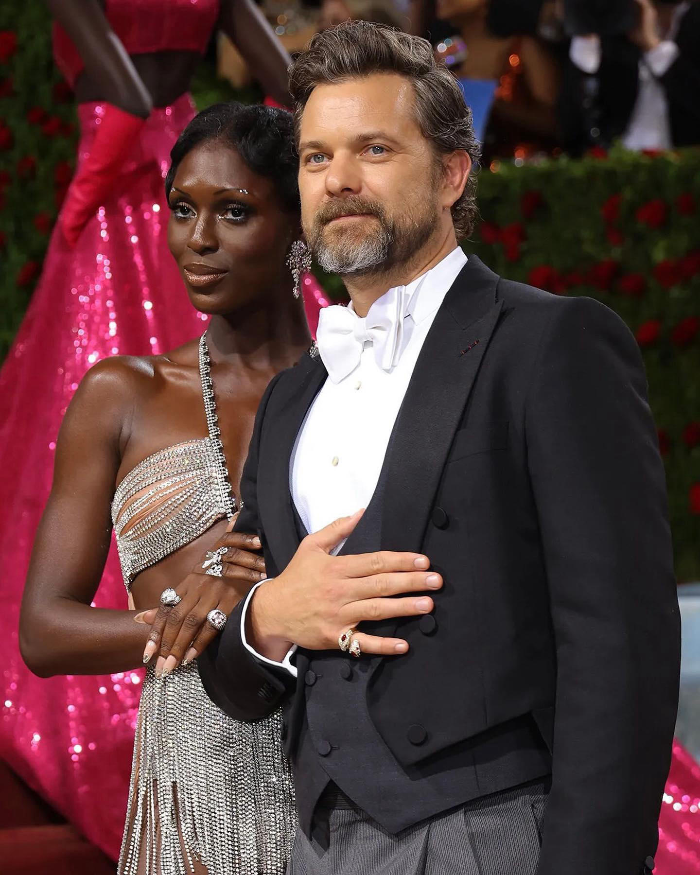 image  1 Vanities - Jodie Turner-Smith and Joshua Jackson turned their #MetGala debut into a proper date nigh